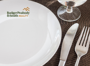 Summer Outdoor Dining  - NH Lifestyle | Badger Peabody & Smith Realty